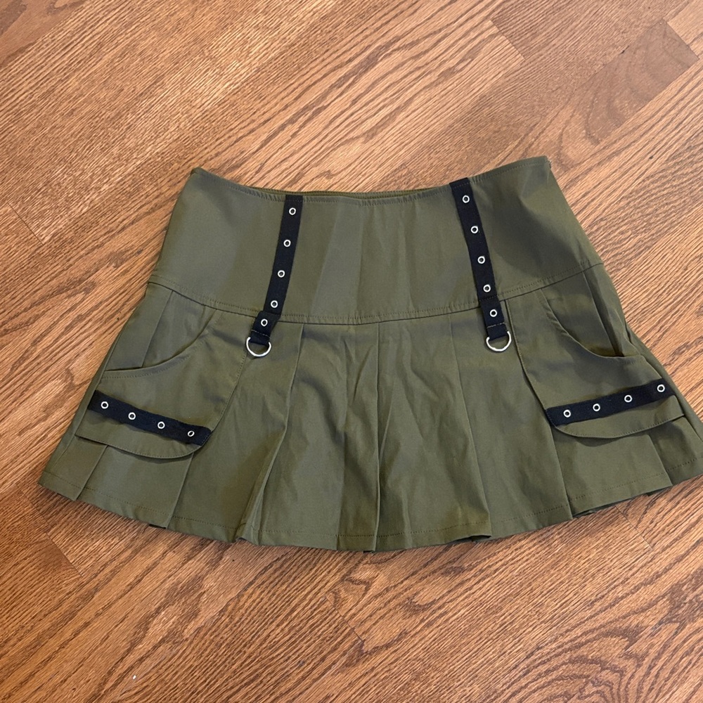 Chic Olive Mini Skirt with Black Strap Accents